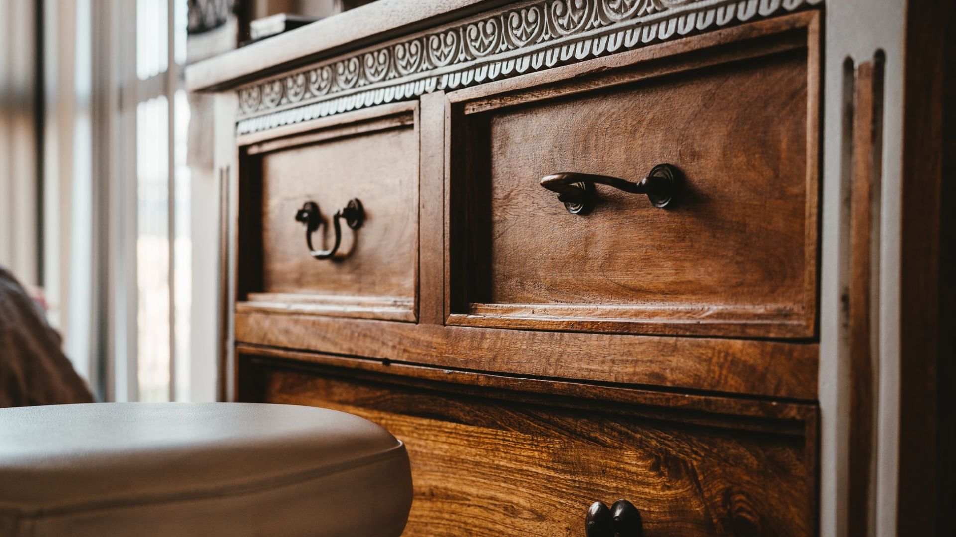 photo-1544691560-fc2053d97726.jpeg photo-1544691560-fc2053d97726.jpeg